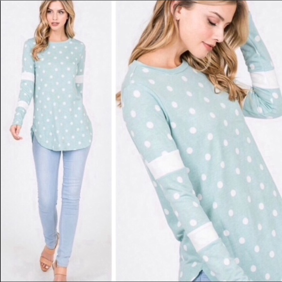 Tops - Polka Dot Long Sleeve Top in Aqua & White!